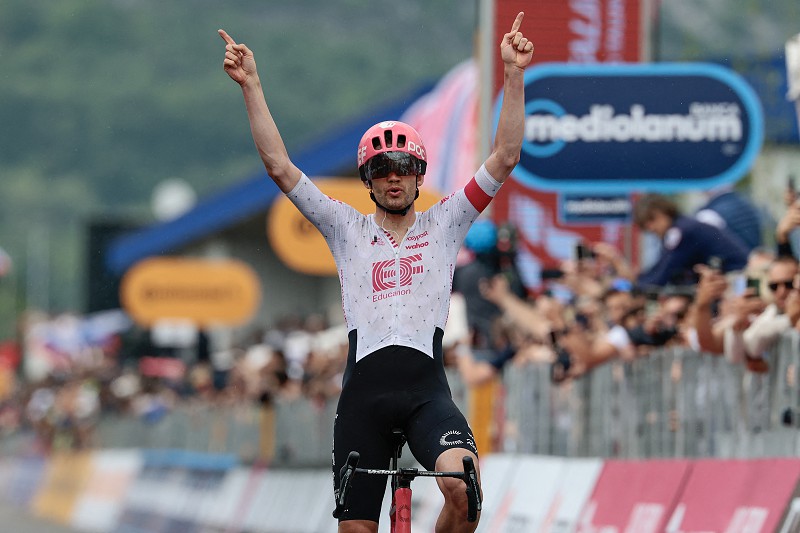 Asgreen foge para a vitória em 14.ª que reforçou “maglia rosa” de Del Toro Asgreen foge para a vitória em 14.ª que reforçou “maglia rosa” de Del Toro