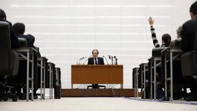 Banco do Japão reduz previsão de crescimento mas mantém taxa de juros Banco do Japão reduz previsão de crescimento mas mantém taxa de juros