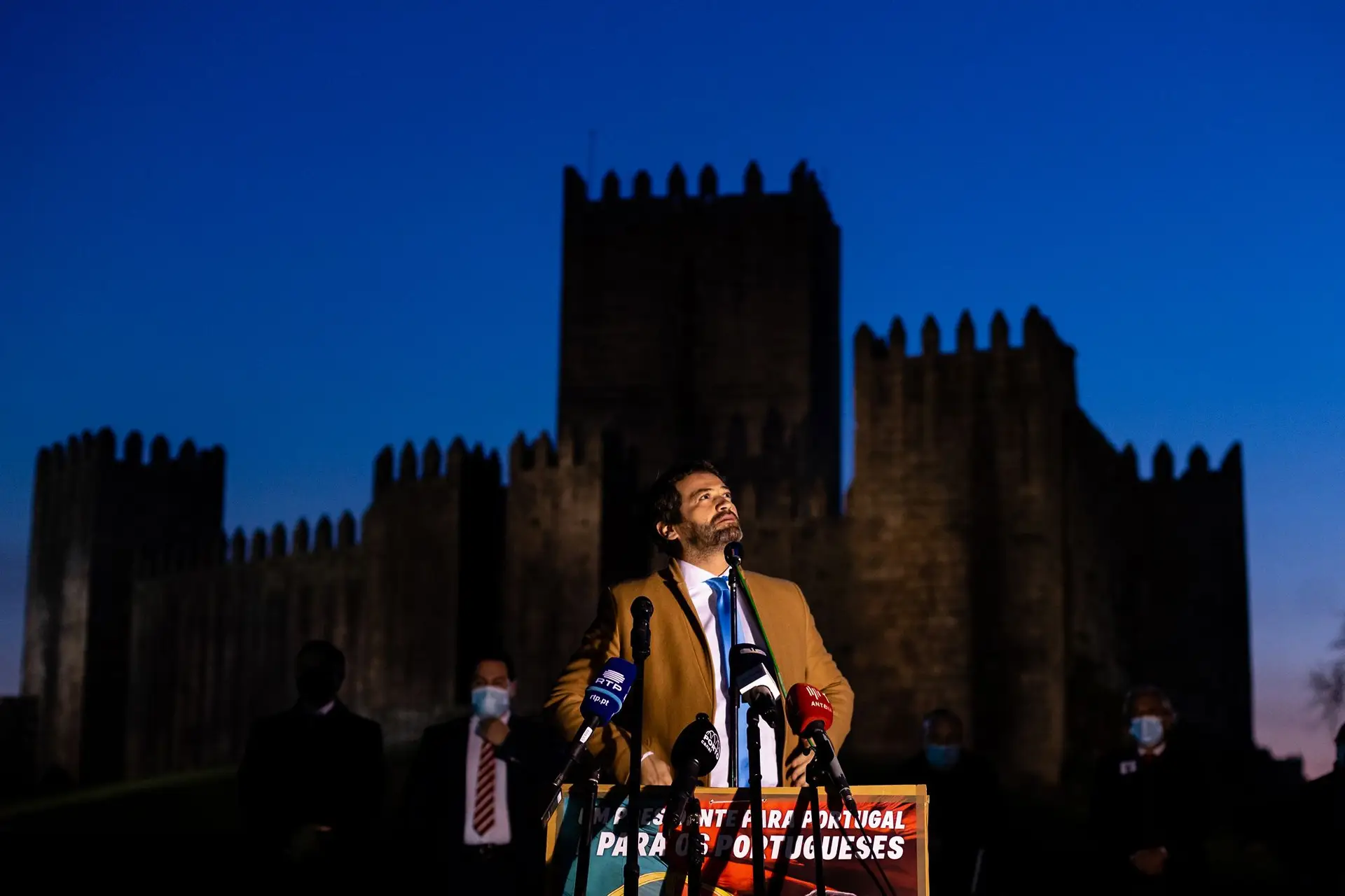 Depois de “dias difíceis”, Ventura regressa à campanha para pedir “oportunidade” Depois de “dias difíceis”, Ventura regressa à campanha para pedir “oportunidade”