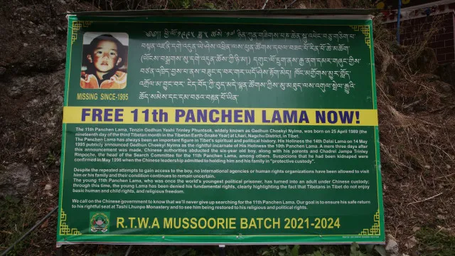 EUA pedem à China que liberte líder budista tibetano desaparecido há 30 anos EUA pedem à China que liberte líder budista tibetano desaparecido há 30 anos