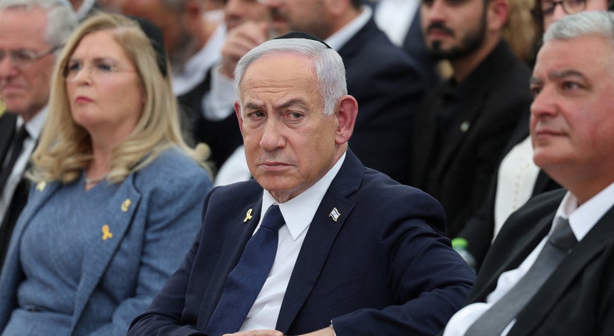 Troca de culpas. Netanyahu acusa Macron de apoiar “organização terrorista” Troca de culpas. Netanyahu acusa Macron de apoiar “organização terrorista”